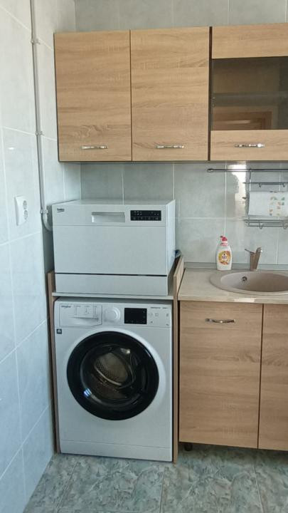 Inchiriere 2 camere Titan lângă IOR