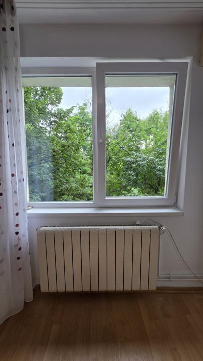 Inchiriere 2 camere cu centrala si parcare