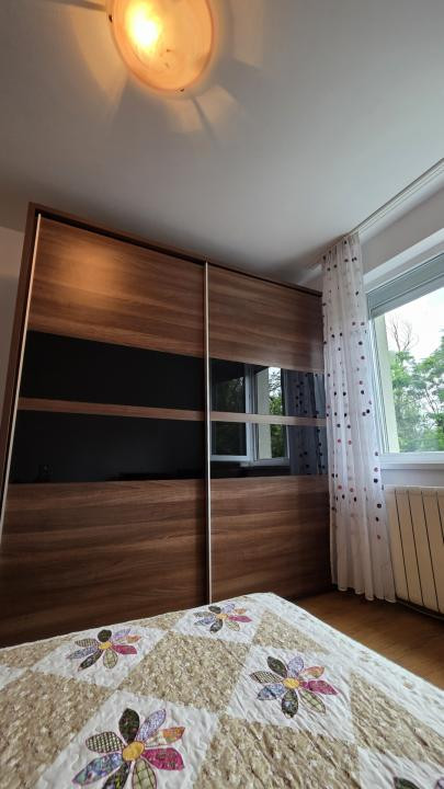 Inchiriere 2 camere cu centrala si parcare
