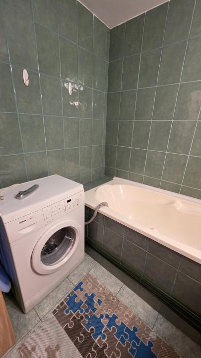 Inchiriere 2 camere cu centrala si parcare