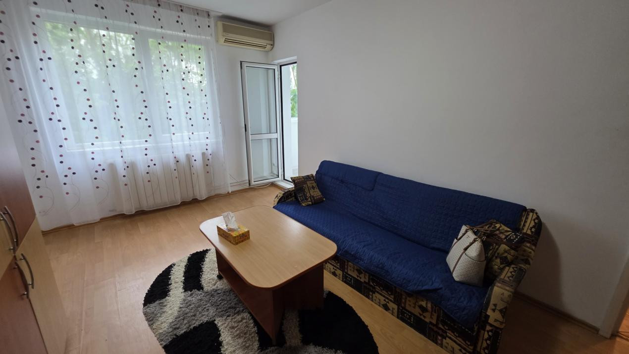 Inchiriere 2 camere cu centrala si parcare