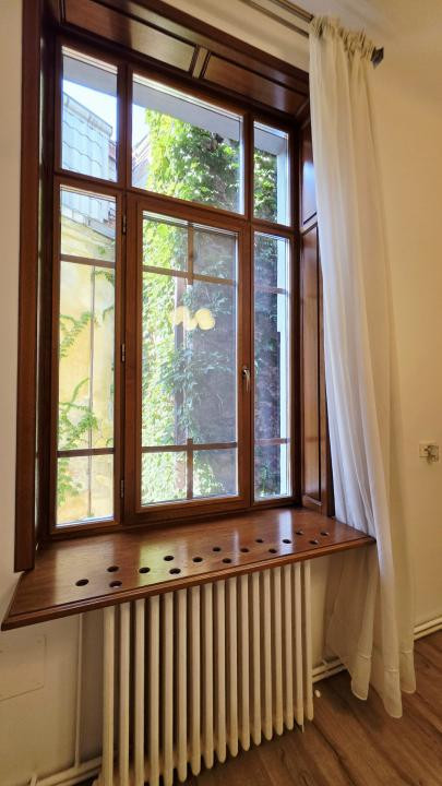 Universitate apartament in vila ideal locuit sau firma