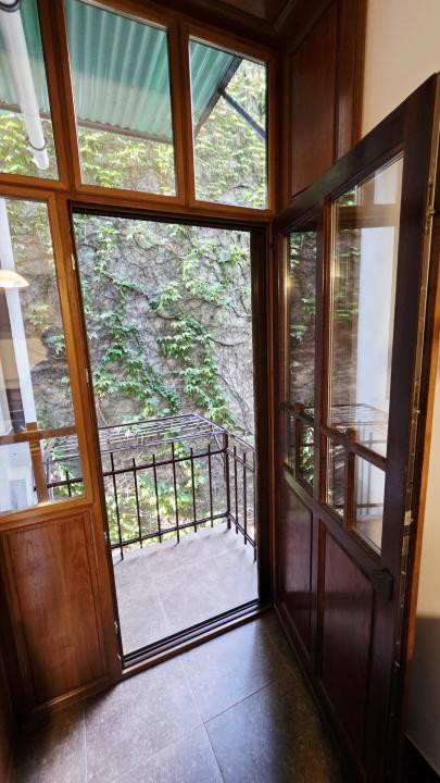 Universitate apartament in vila ideal locuit sau firma