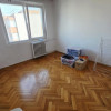 Vanzare 2 camere zona Tei bloc 1982 decomandat