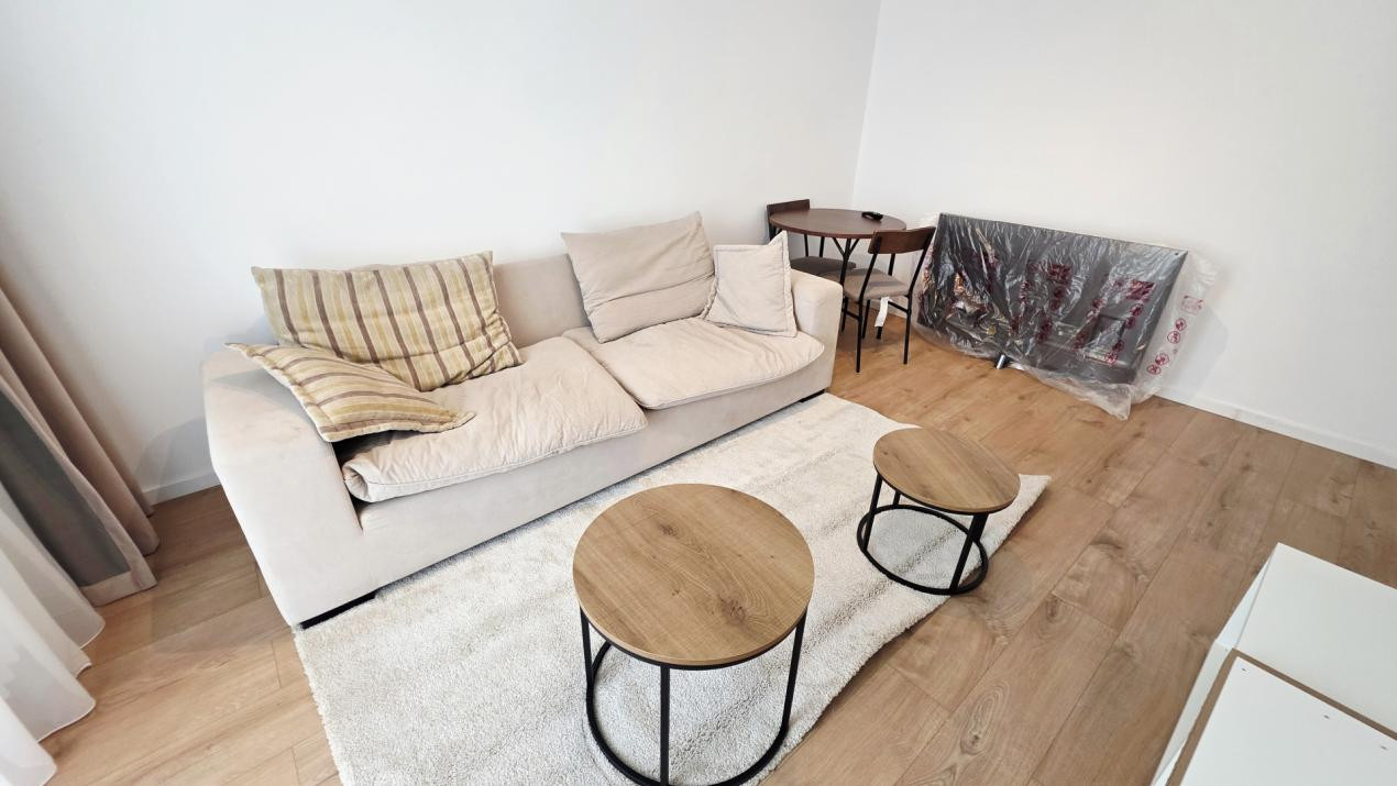 Inchiriere 2 camere Berceni renovat 2026