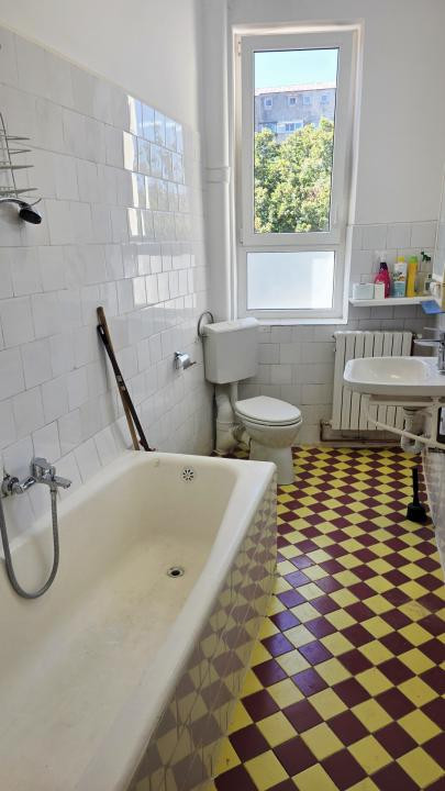Inchiriere 3 camere cu centrala proprie zona Rosetti