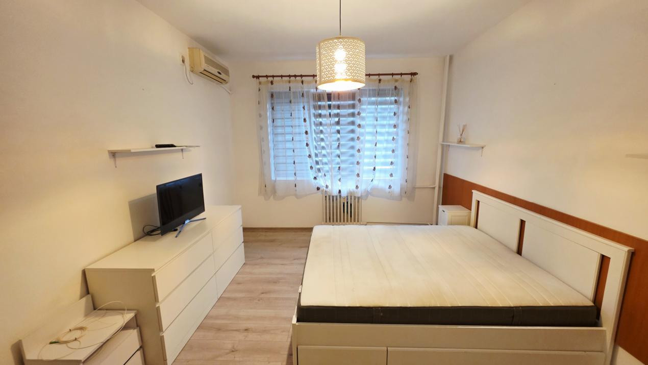Garsonieră decomandată de închiriat – Bd. Lacul Tei | 36 mp | Parter