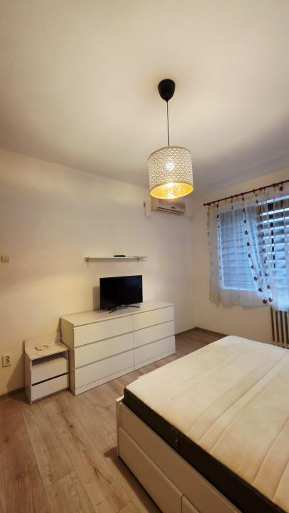 Garsonieră decomandată de închiriat – Bd. Lacul Tei | 36 mp | Parter