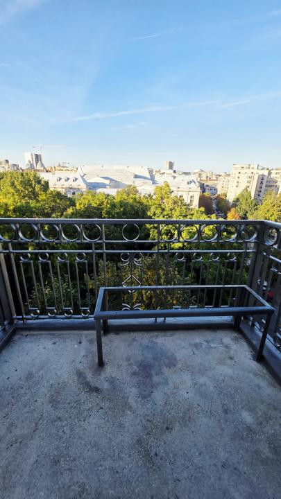 Inchirere 3 camere cu centrala proprie Bulevardul Unirii - Fantani