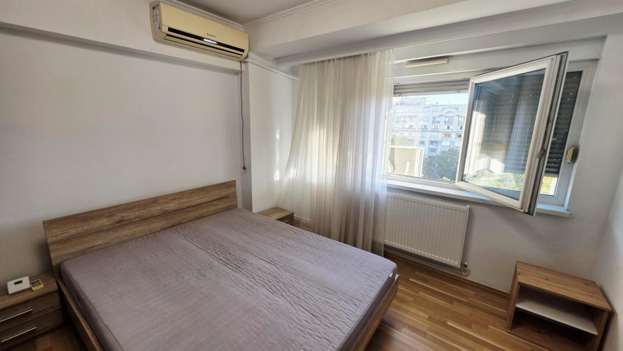 Inchirere 3 camere cu centrala proprie Bulevardul Unirii - Fantani