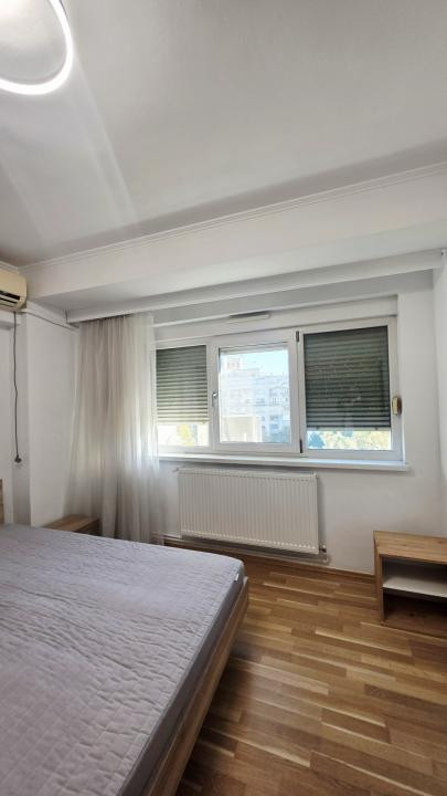 Inchirere 3 camere cu centrala proprie Bulevardul Unirii - Fantani
